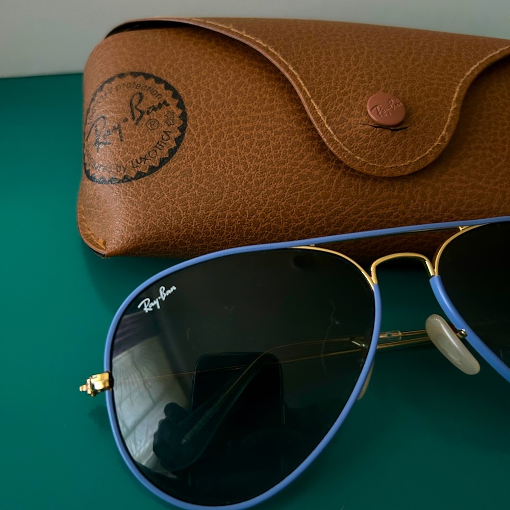 ray ban aviators 😎